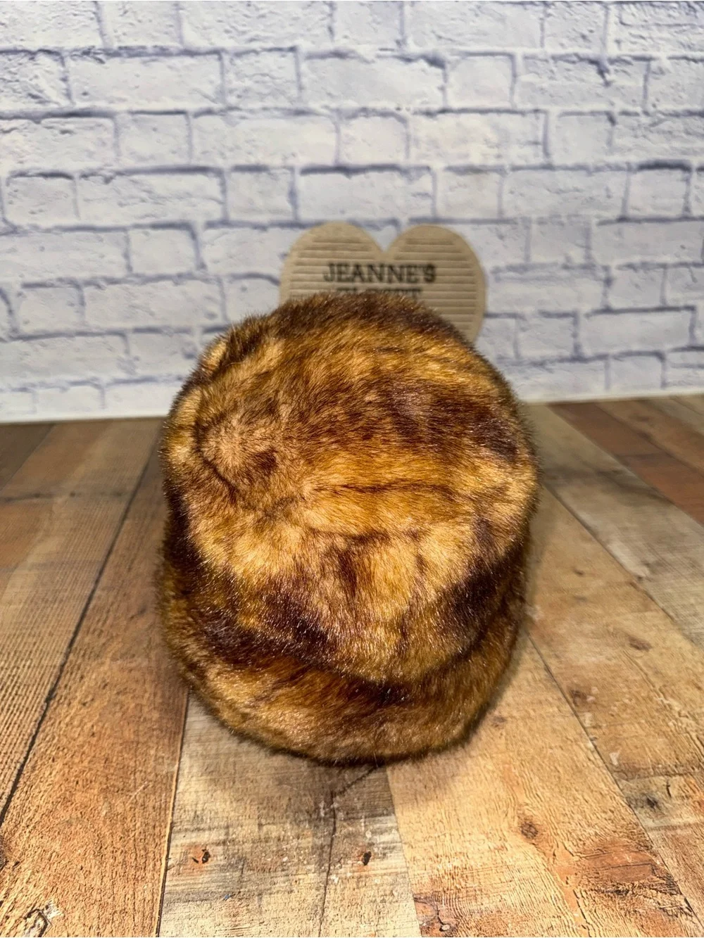 Elegant Betmar faux fur hat